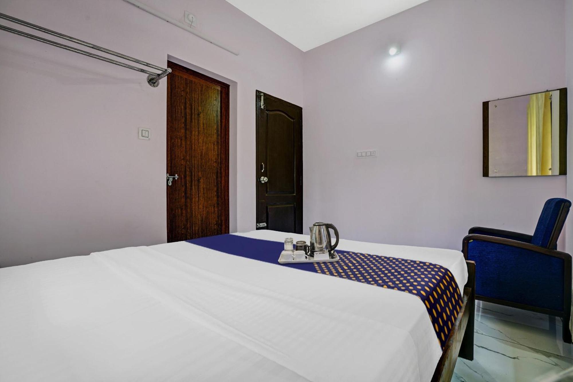 Spot On Shalom Palace Residency Neriyamangalam ภายนอก รูปภาพ